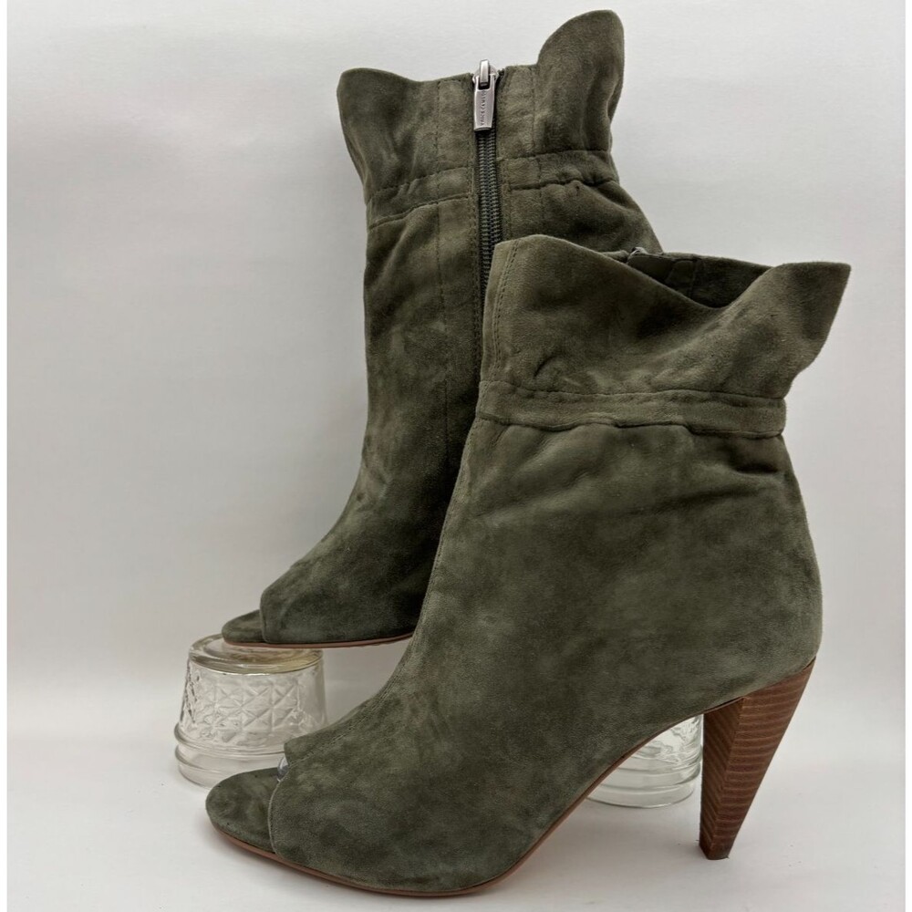Vince Camuto Addiena Olive Suede Peep Toe Ankle Booties Heels 8.5M 39